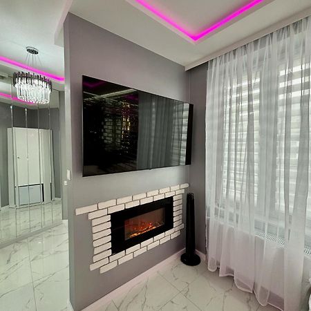 Apartament "Prezydencki Deluxe" Centrum Z Duza Wanna Dla Dwojga Гнезно Экстерьер фото