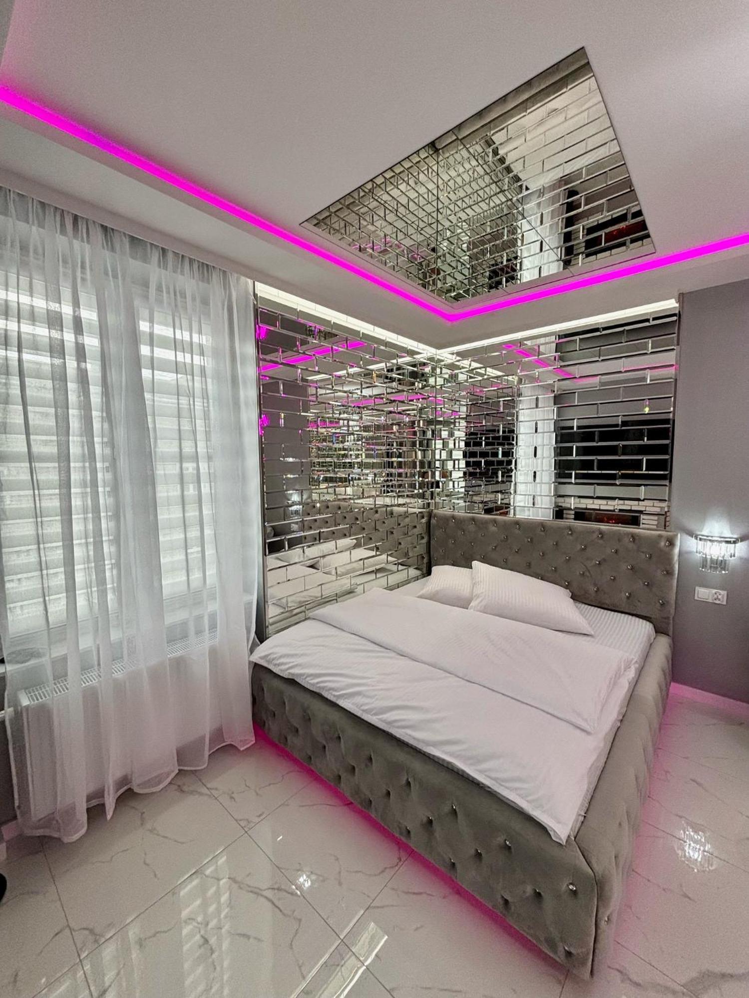 Apartament "Prezydencki Deluxe" Centrum Z Duza Wanna Dla Dwojga Гнезно Экстерьер фото